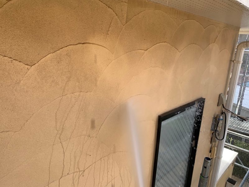 ジョリパットクリーンウォッシュとジョリパットフレッシュ仕上げ　コテ模様の外壁塗装　塗り替え　洗浄工事